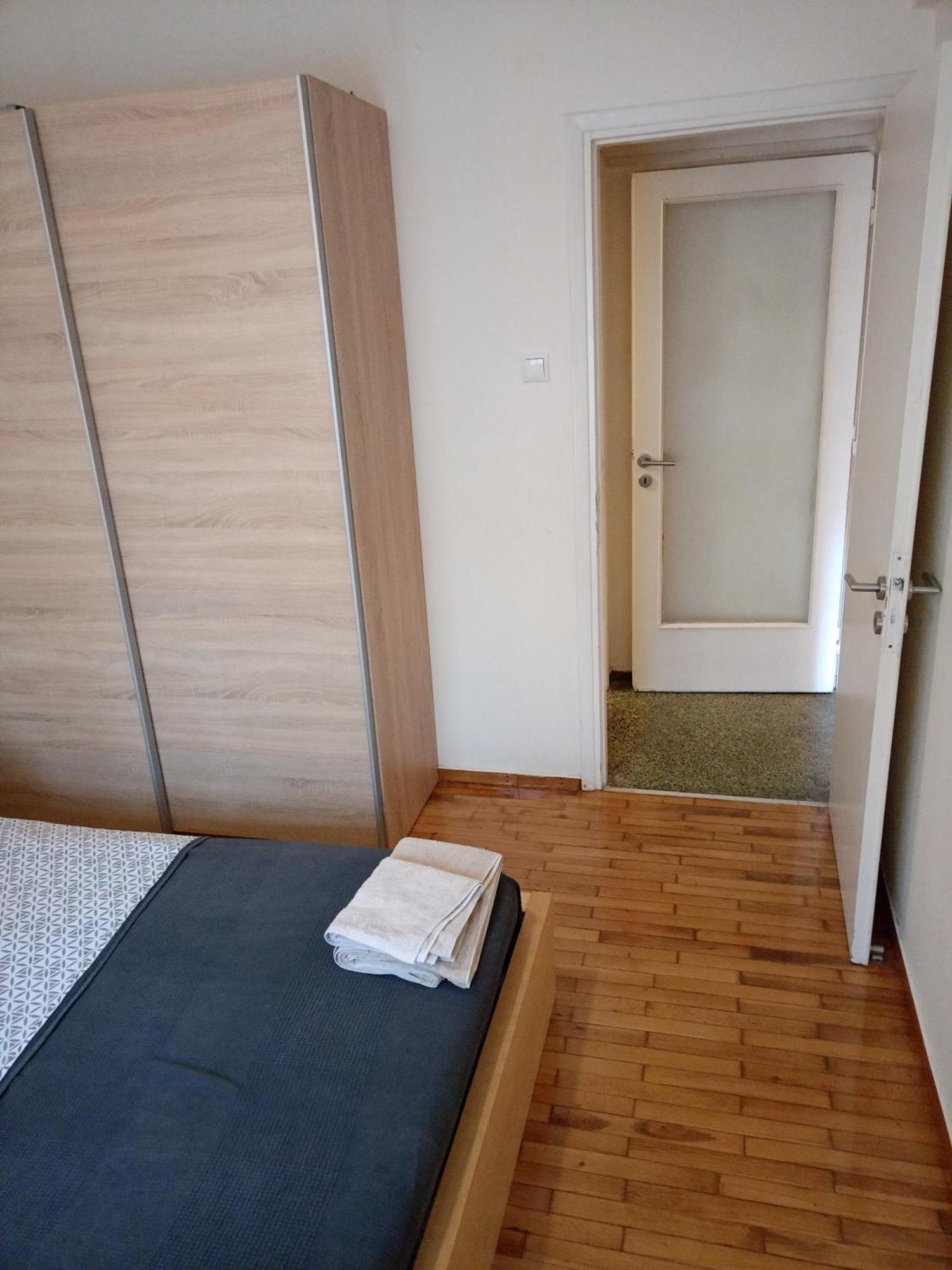 Omonia Square Apartment *